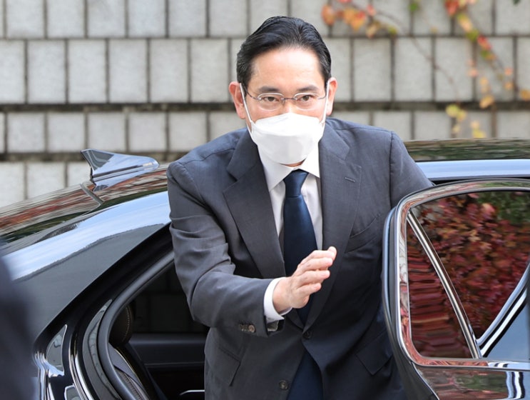  이재용 회장 승진에 ‘뉴삼성’ ‘소탈했던 소년’ 언론의 찬양 보도 [미디어오늘]