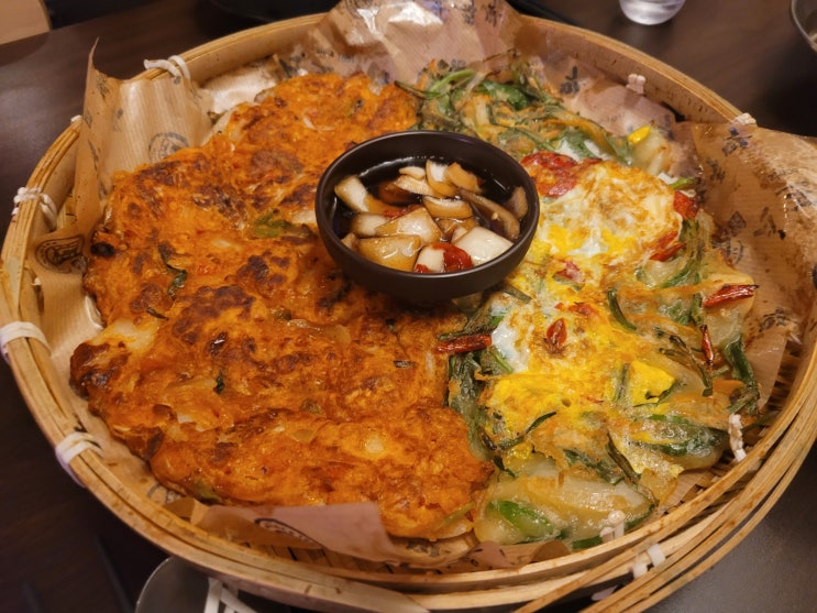 동인천에서 막걸리와 전이 먹고 싶을 때는 신포 시장 술집 신포주막 ️ 동인천에서 막걸리와 전이 먹고 싶을 때는 신포 시장 술집 신포주막 ️