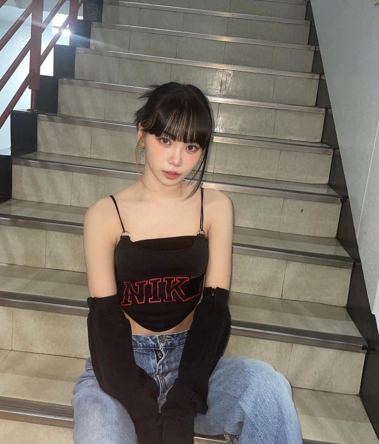 그룹 르세라핌 김채원, "살아야 우리 계속 보자" 팬에게 남긴 댓글...미담이 네티즌들 눈길 끌어 그룹 르세라핌 김채원, "살아야 우리 계속 보자" 팬에게 남긴 댓글...미담이 네티즌들 눈길 끌어