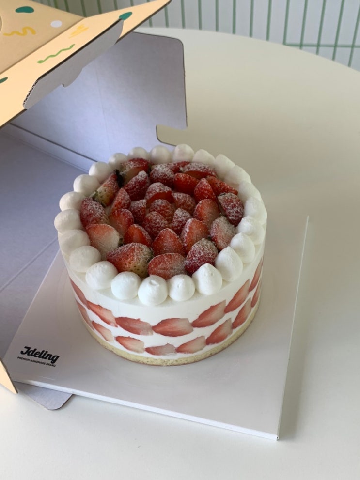   동탄케이크 _ 동탄주문제작케이크 맛집으로 유명한 제이델링에서 생일 케이크를 구매하다.