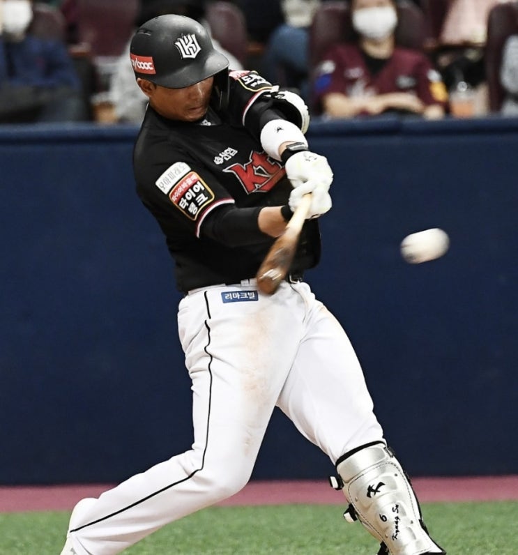2022 KBO 국내 프로야구 포스트시즌 한국시리즈 5차전 SSG랜더스 키움히어로즈 2022 KBO 국내 프로야구 포스트시즌 한국시리즈 5차전 SSG랜더스 키움히어로즈