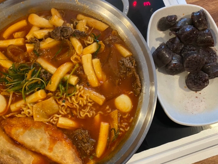  당산역맛집ㅣ청년다방 서울 당산역점ㅣ당산역 떡볶이맛집 즉석떡볶이 내돈내산 서이추 서이추환영