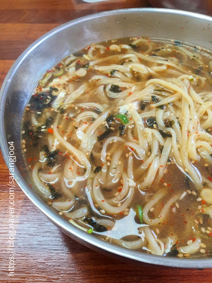  속초 중앙시장 칼국수 맛집은 도문집 해장해요. ^^