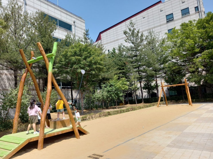 구리시 공원 중 하나인 개맥이공원 사진을 올립니다.