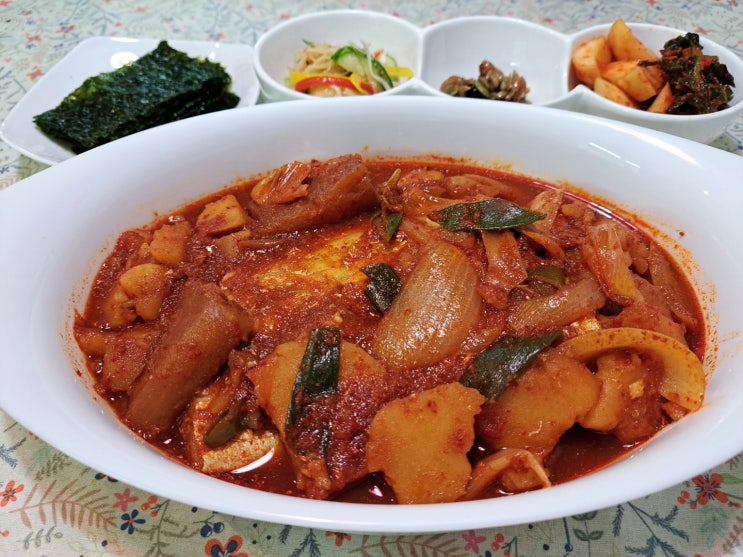 간편한 여수 갈치조림 밀키트로 행복한 밥상 뚝딱! 간편한 여수 갈치조림 밀키트로 행복한 밥상 뚝딱!