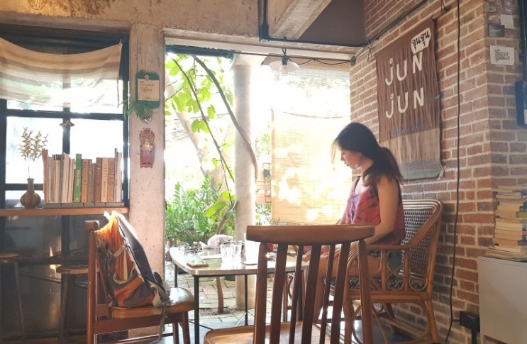  치앙마이 참차마켓 갔다 온 후 가기 좋은 준준카페 junjun cafe