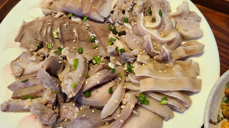 발골 머릿고기 손질, 돼지머리수육 만들기, 돼지머리 삶기