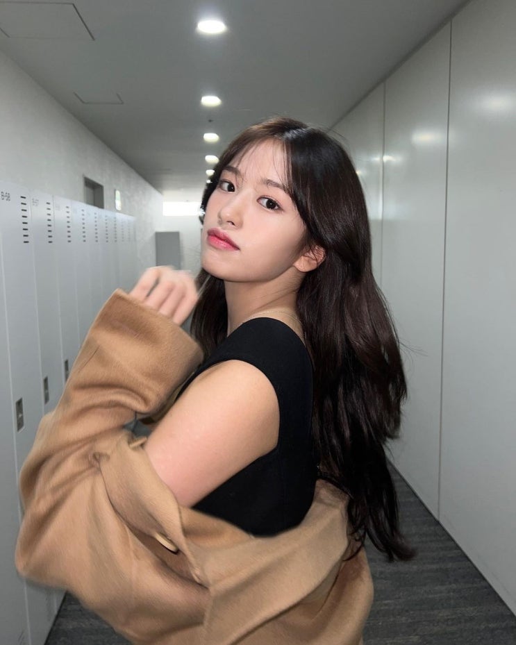 아이브 멤버 안유진, '참치' 아닌 '돼지' 김치찌게 골라 지켜보던 동료들 기겁하며 만류한 이유는? 아이브 멤버 안유진, '참치' 아닌 '돼지' 김치찌게 골라 지켜보던 동료들 기겁하며 만류한 이유는?