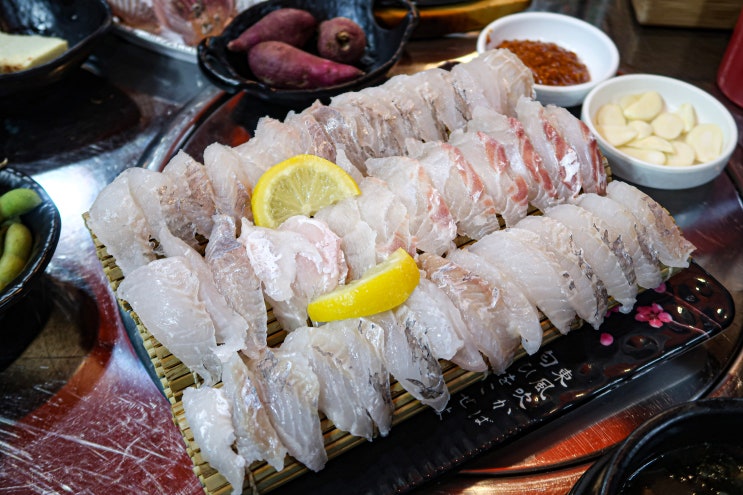  광주 우산동 맛집 :: 천하 숨은 말바우시장 맛집