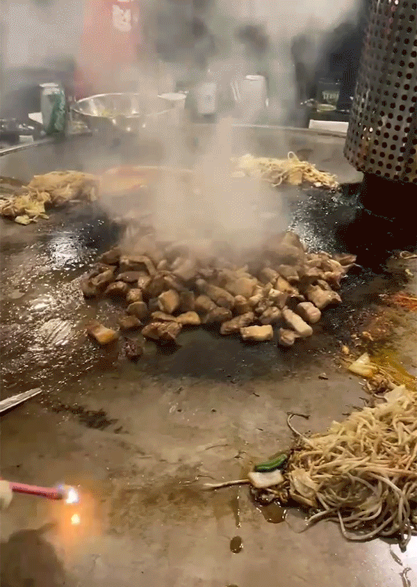  울산 맛집 - 초초대형철판 입은 행복하고 눈이 즐거운곳 육마담