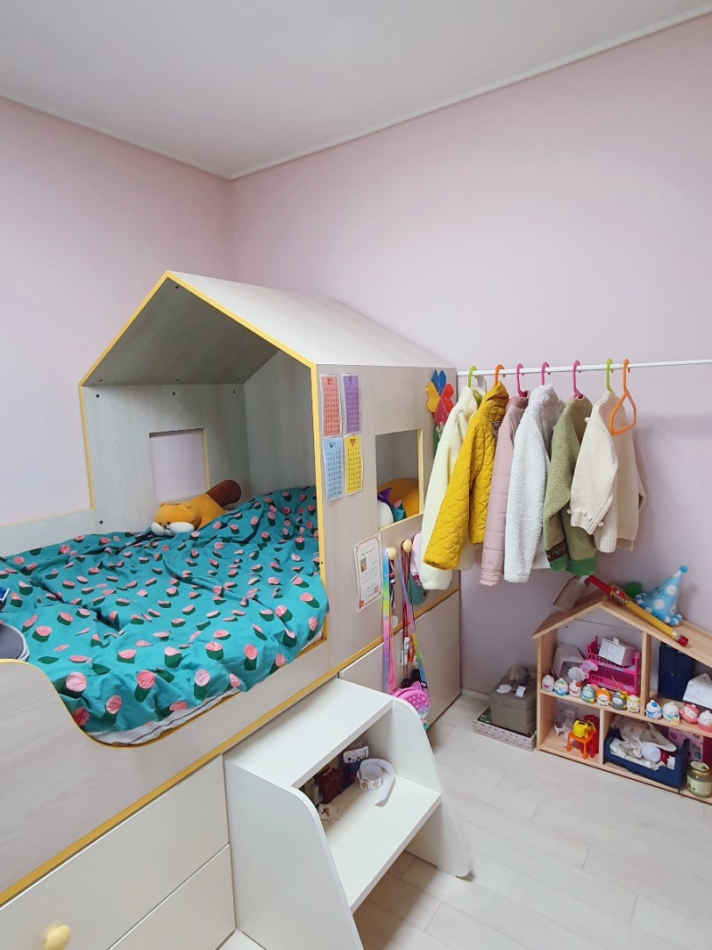 아이방 옷정리 이케아 IKEA 벽행거 물리그 옷걸이바 MULIG 설치 키즈룸 초등학생아이방
