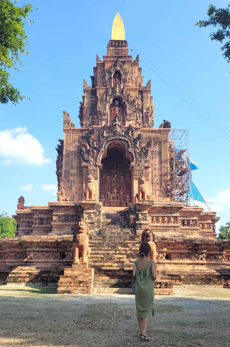  치앙마이 근교 카페 람푼 가볼만한 곳 The Terracotta Garden at Lamphun