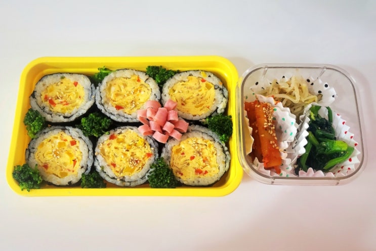 남편 도시락(8) 달걀말이 김밥 도시락. 든든하고 건강한 직장인 도시락 만들기. 단백하고 맛있는 맛.