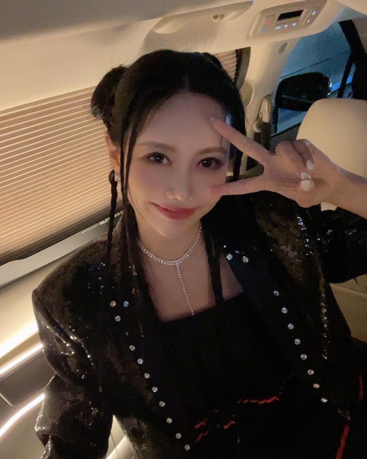 걸그룹 티아라 큐리, 분홍색 민소매 원피스 입고 반전 글래머 몸매...치명적 매력 발산하며 '베이글녀' 인증 걸그룹 티아라 큐리, 분홍색 민소매 원피스 입고 반전 글래머 몸매...치명적 매력 발산하며 '베이글녀' 인증