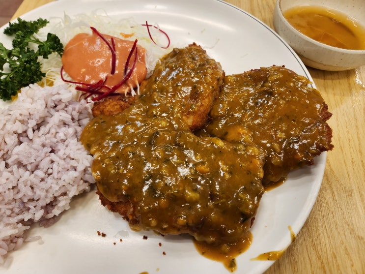  가나돈까스의 집 (feat.백종원의 3대천왕)/ 기사님들이 찾아오시는 옛날돈까스 논현동 맛집