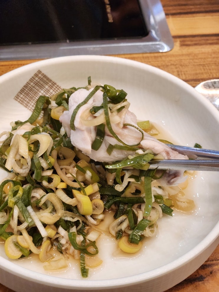  장유 율하맛집 이사부닭한마리, 든든한 보양식 닭 전골로 칼국수랑 죽까지 완성