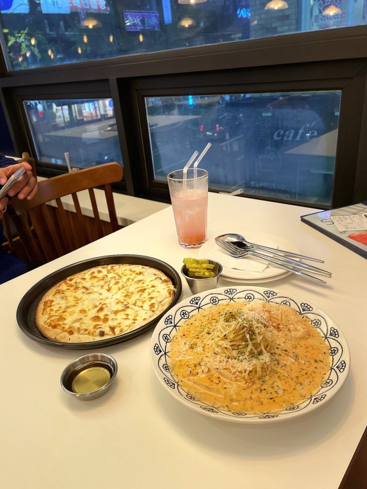  부산 연산동 연산로타리 가성비 좋은 피자 파스타집 롤링파스타
