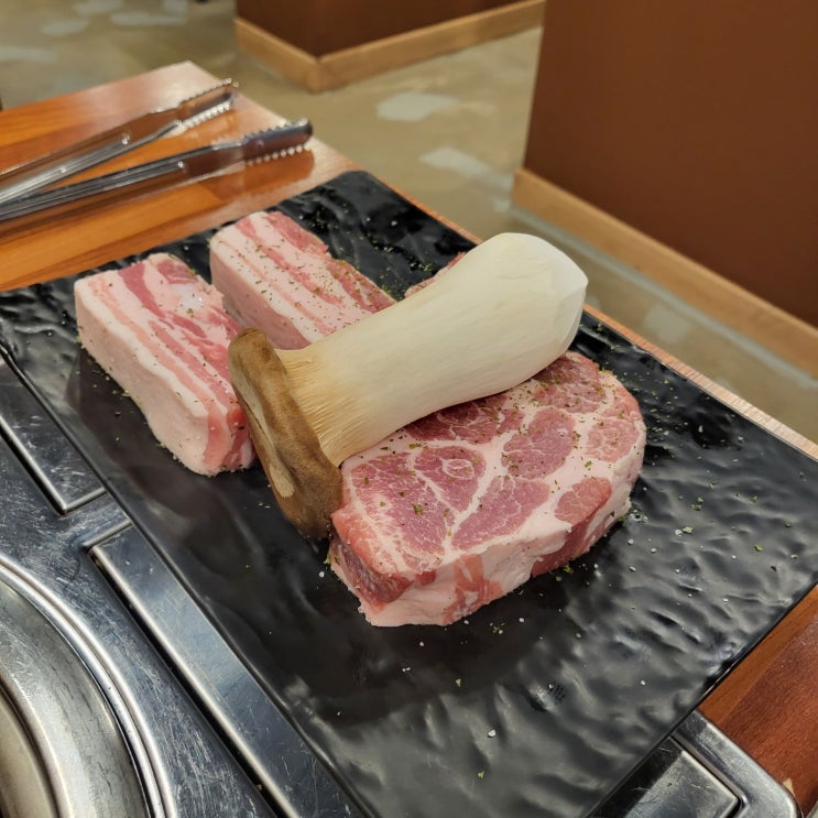  울산 북구 맛집 : 고기가 정말 맛있었던 숙성 고깃집 청반도