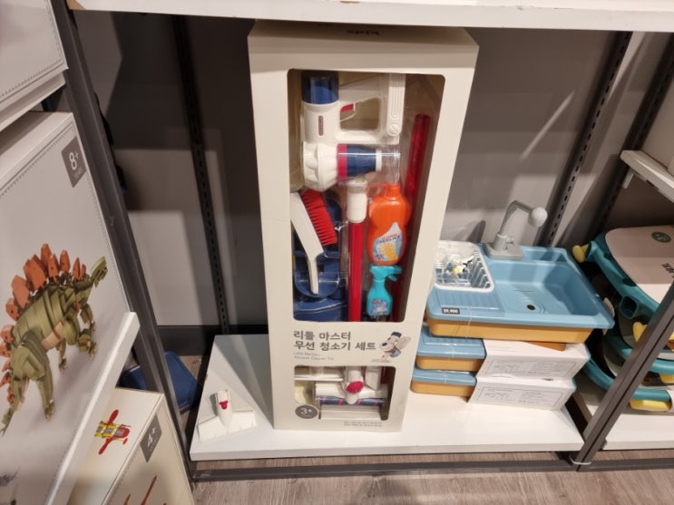 모던하우스 아기 청소기 장난감! 다이슨 청소기를 닮은 리틀마스터 무선청소기 세트 내돈내산 18개월아기 사용후기 모던하우스 아기 청소기 장난감! 다이슨 청소기를 닮은 리틀마스터 무선청소기 세트 내돈내산 18개월아기 사용후기