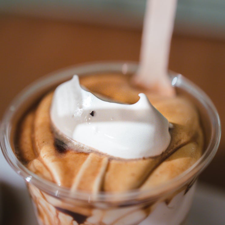  용산 오츠커피 진리의 아인슈페너 맛집