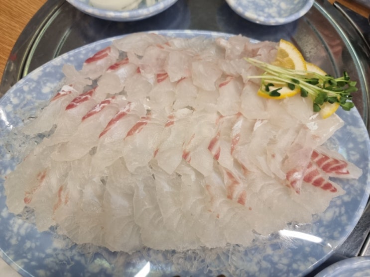 [서면 맛집] 가성비 좋은 횟집, 어사출또 부산본점