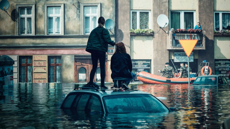넷플릭스 하이워터 리뷰와 줄거리 정보 - 경고했지만... 결국 도시는 물에 잠겼다