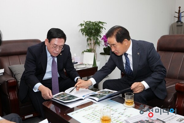  송기섭 진천군수, 국회 찾아 현안사업 예산 증액 총력