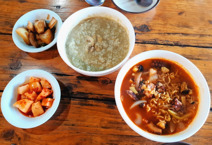  제주 동복해녀잠수촌 아침식사 추천 (전복죽, 해물라면)
