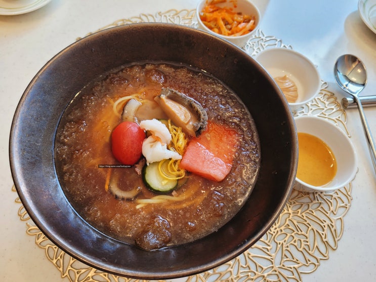  종로구 청계천 블루리본 맛집 워커힐 중식 레스토랑 31금룡 런치 코스
