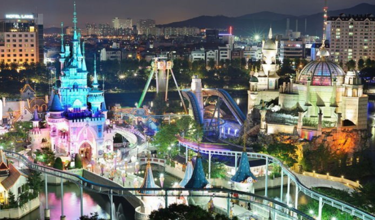  Lotte World Adventure