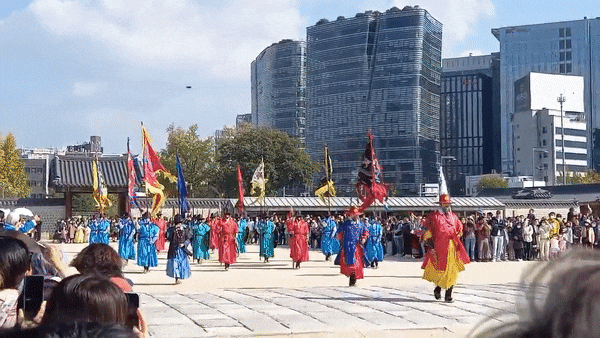  서울 경복궁 관람 후기/리뷰: 조선의 정궁, 자세히 보아야 예쁘다
