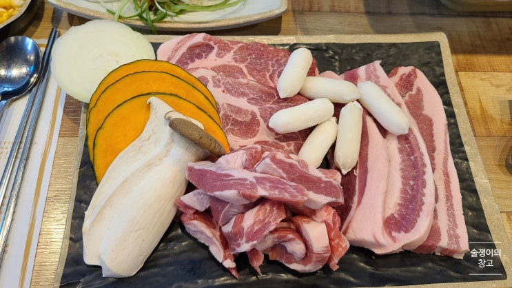 돈박. 안양 평촌자이아이파크. 삼겹살과 구운김치를 좋아한다면? 이곳이 정답. 돈박. 안양 평촌자이아이파크. 삼겹살과 구운김치를 좋아한다면? 이곳이 정답.