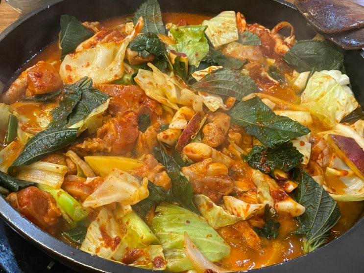  갈산역 맛집 :: 강촌식당 갈산역점 :: 푸짐한 닭갈비와 꼬막 비빔밥을 맛볼 수 있는 식당