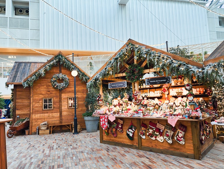 여의도 더현대 서울 백화점 크리스마스 트리 실내 가볼만한곳 : 네이버 블로그