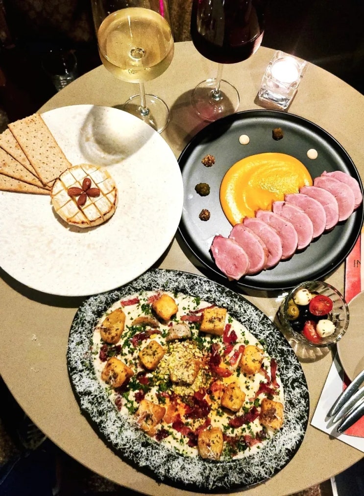 역삼역와인 맛집 술집 다하는 인파밀리아 역삼점/소개팅,데이트,모임 강추! 역삼역와인 맛집 술집 다하는 인파밀리아 역삼점/소개팅,데이트,모임 강추!