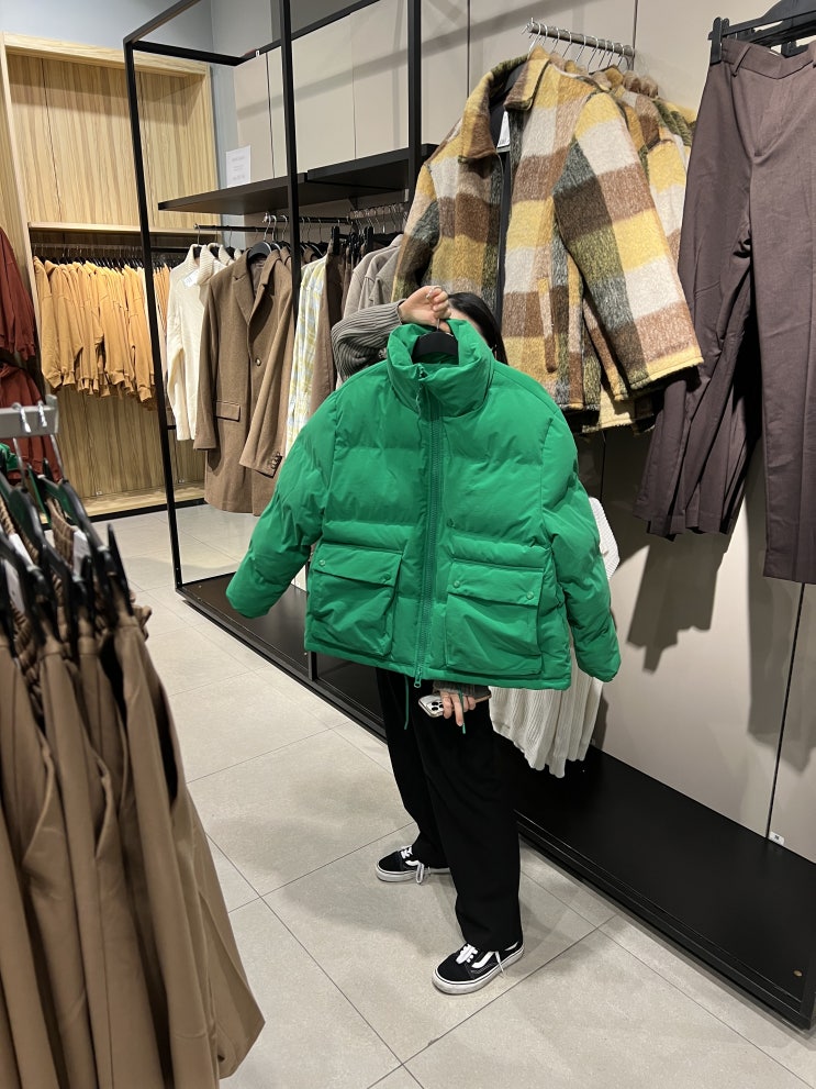 추운 겨울에 포인트 아이템 하나로 멋 내기 ㅣ H&M 패딩 추운 겨울에 포인트 아이템 하나로 멋 내기 ㅣ H&M 패딩