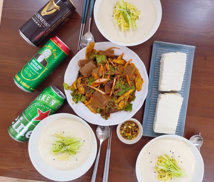  화성시 남양읍 맛집 국산 콩물요리 이:두부야 콩국수, 도토리묵무침
