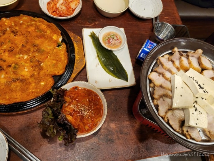  [신논현역 맛집] <새벽집> 점심엔 가성비 순두부집으로, 저녁엔 안주가 맛있는 막걸리집으로
