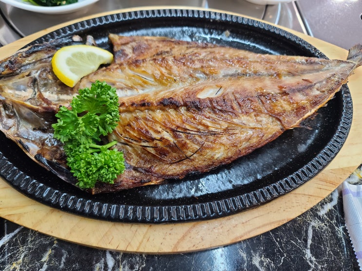 한상(feat. 자반고등어, 낙지볶음, 고현 맛집, 신생 맛집, 고현 고등어구이, 농형 중앙회 옆, 가정식) 한상(feat. 자반고등어, 낙지볶음, 고현 맛집, 신생 맛집, 고현 고등어구이, 농형 중앙회 옆, 가정식)