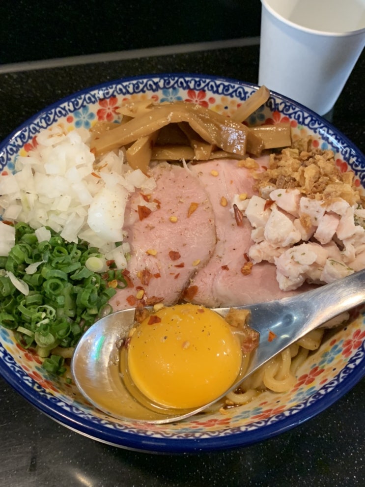  쿠지라스토랑