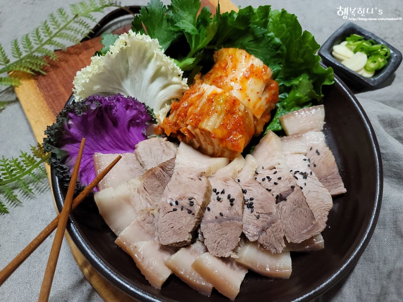 쌍화탕 수육 돼지고기 앞다리살 수육 맛있게 삶는 법 1시간만 재워두세요 : 네이버 블로그