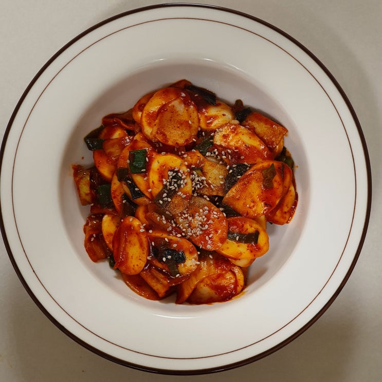 김치 떡볶음 만드는 방법 피맛골 대표 메뉴 소환 김치 떡볶음 만드는 방법 피맛골 대표 메뉴 소환