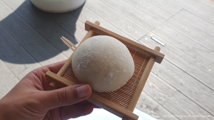  궁금해서 가봤는데 이거 이거 완전 맛있자낭.. 부산 '호랭이젤라떡'