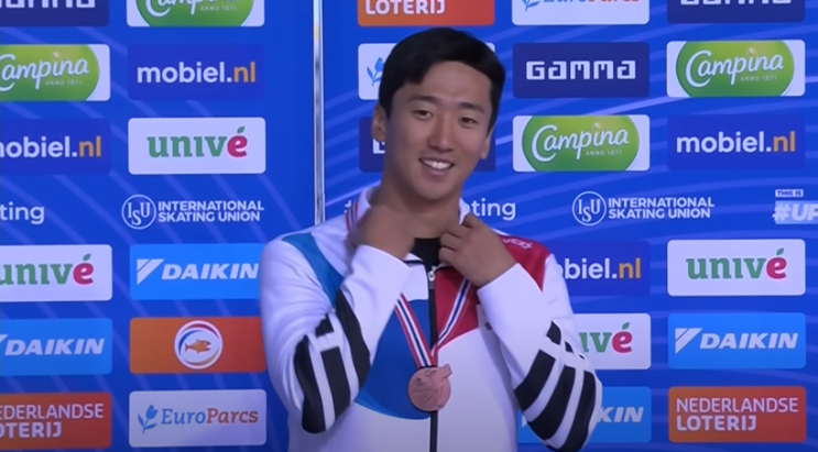 <b>김준호</b>, <b>스피드스케이팅</b> 월드컵 1차 대회 남자 500m <b>동메달</b> 획득