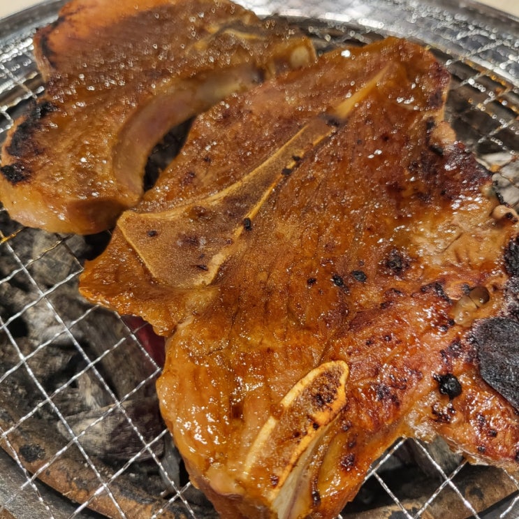  수원 매탄동 고기집, 리모델링하고 새로운 구성의 NEW[명륜진사갈비 수원영통점]
