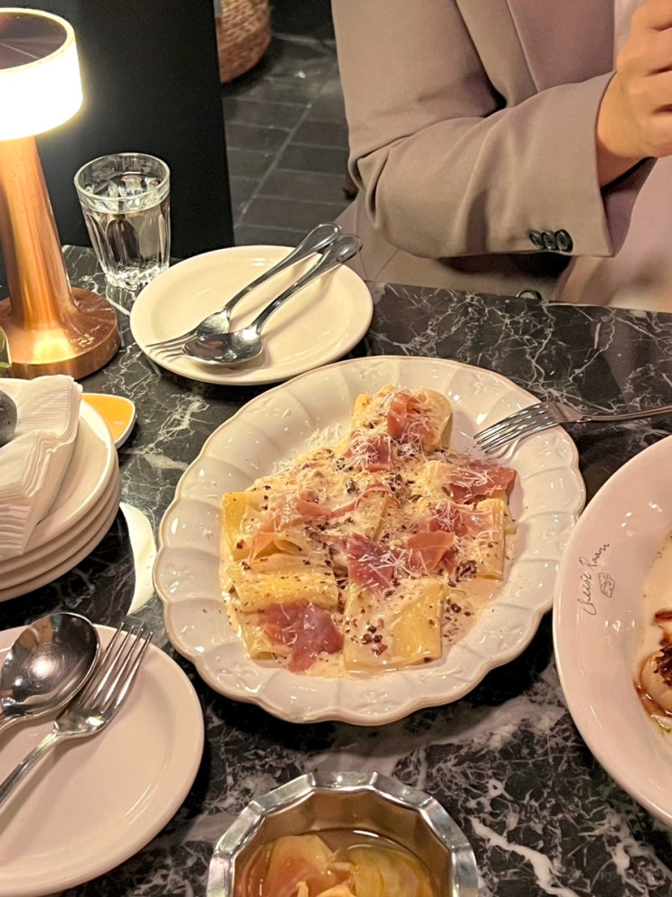  [맛짱'S PLACE] 광화문 맛집(멜팅샵X치즈룸 광화문디타워점)_발사믹관자, 트러플 파케리파스타, 소고기찜리조또