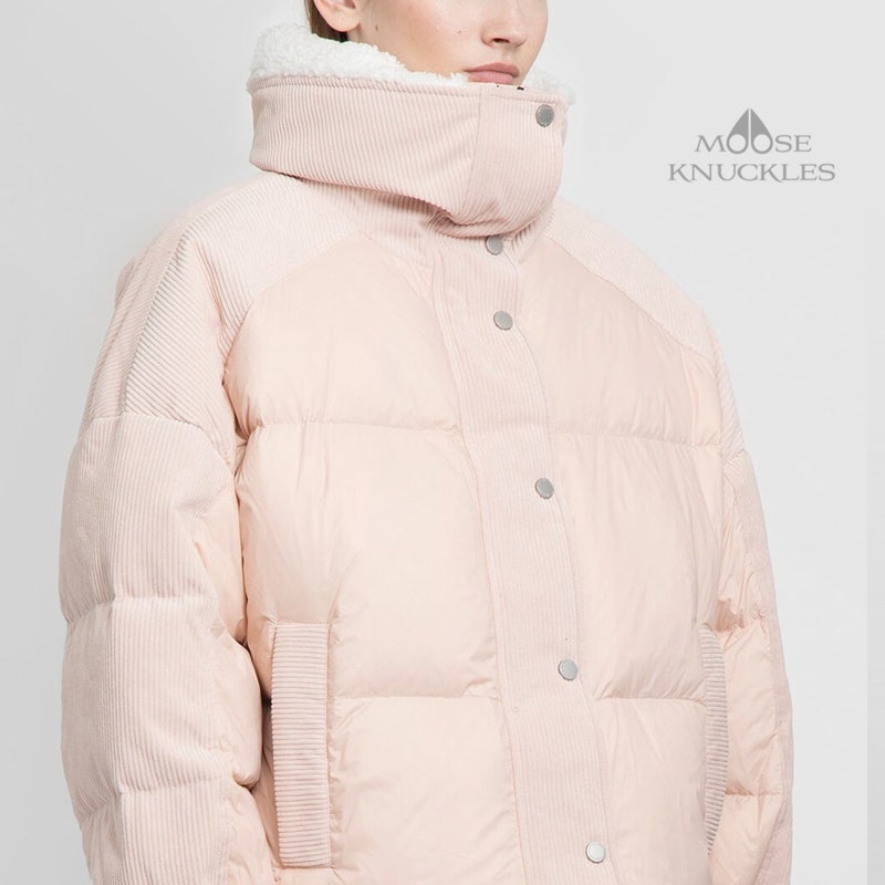 무스너클 22FW ELMIRA 푸퍼 오버사이즈 여성 다운 패딩 RS 무스너클 22Fw Elmira 푸퍼 오버사이즈 여성 다운 패딩 Rs