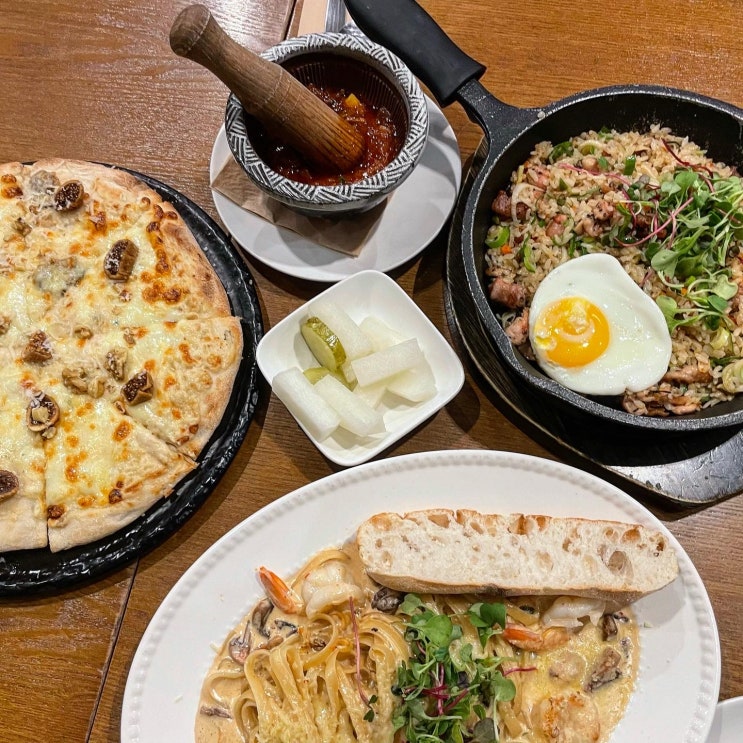 용인 기흥역 맛집 / 어글리스토브 AK기흥점에서 데이트