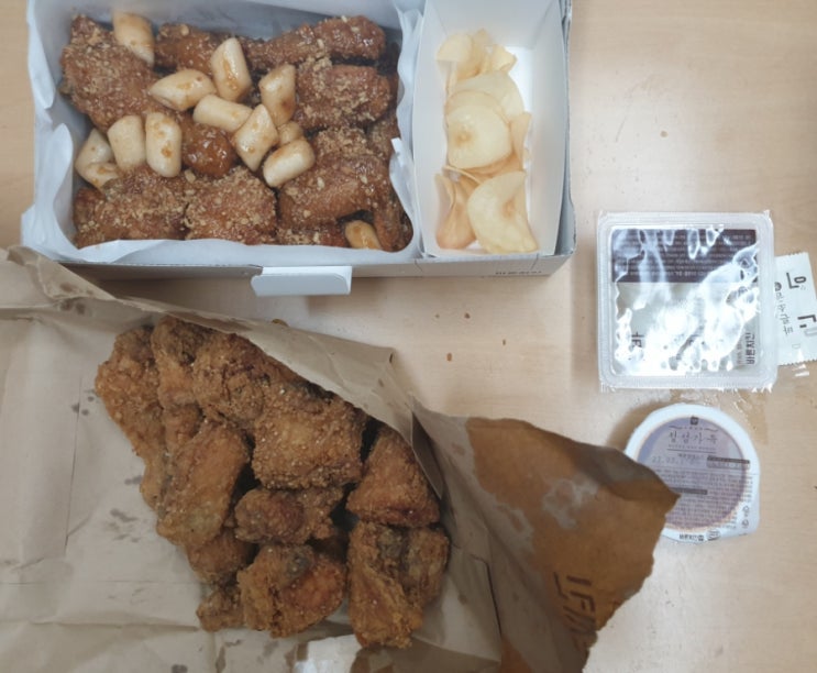 바른치킨 고소치킨, 현미바사삭(with 바른양념소스) 내돈내산 솔직후기 바른치킨 고소치킨, 현미바사삭(with 바른양념소스) 내돈내산 솔직후기