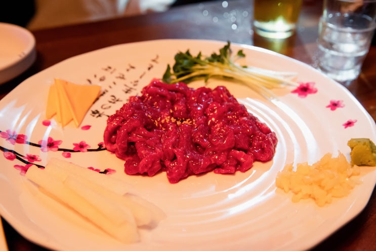  망포 육회 맛집(육회천지)